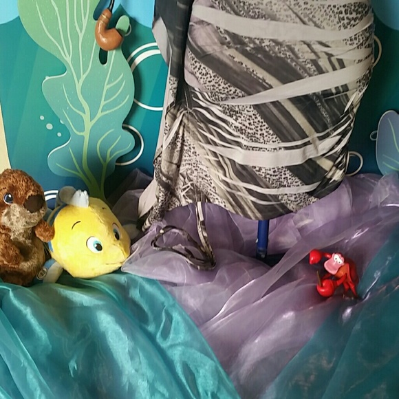 Black Panther body-con dress - Picture 4 of 6